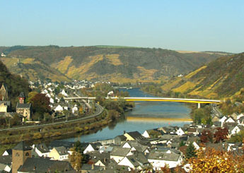 Moselgoldbrücke bei Kobern-Gondorf